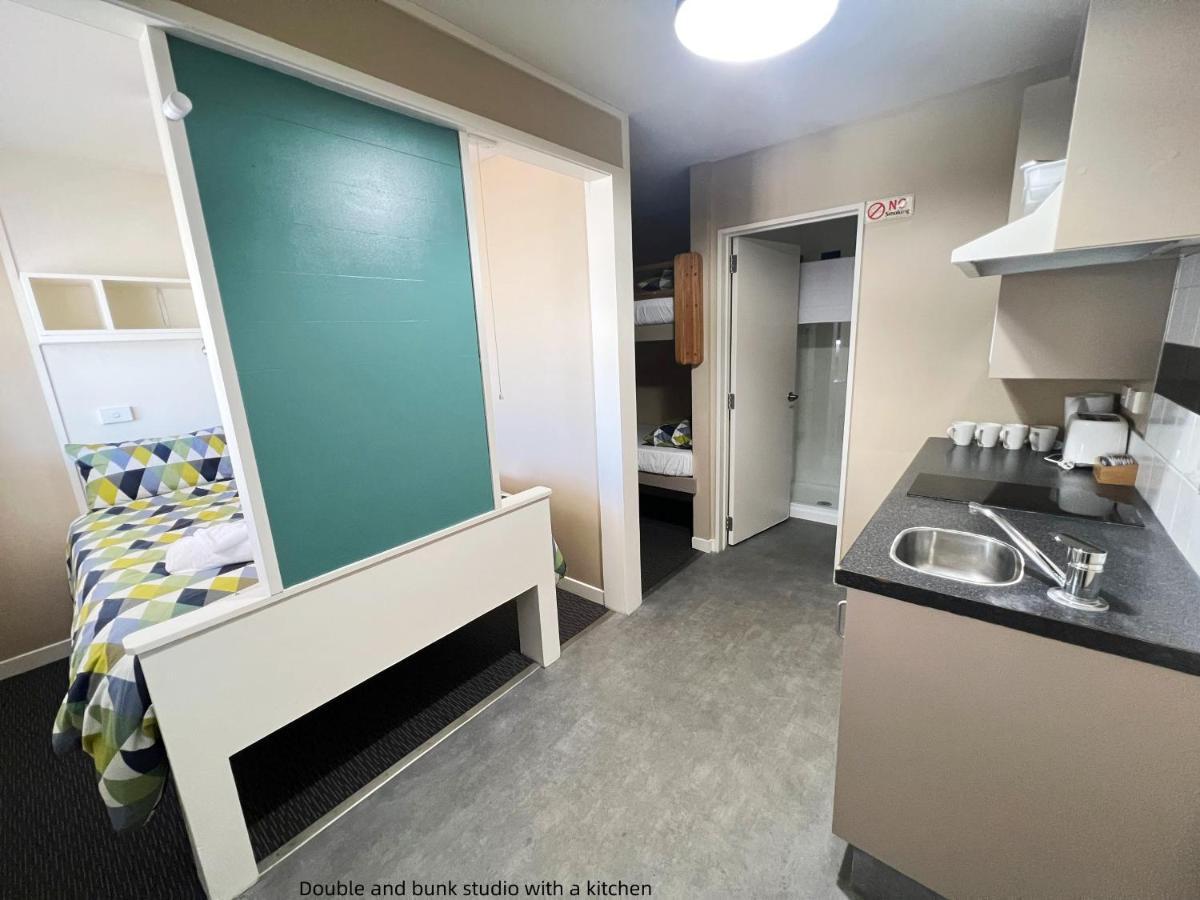 แอสเทรโมเทลแอนแบคแพคเกอร์ Motel โรโตรัว ภายนอก รูปภาพ